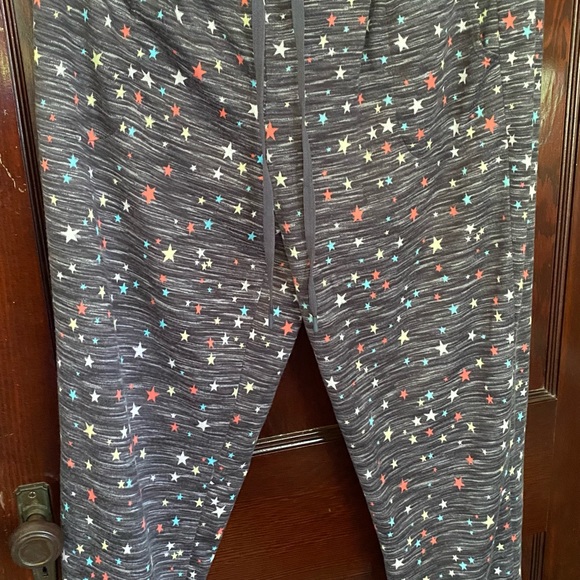 Secret Treasures pajama set or just for hanging out at home. Size M (8-10) - Picture 4 of 8